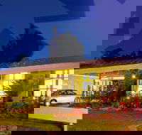 Eureka Lodge Motel - Tourism Cairns