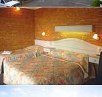 Twofold Bay Motor Inn - Tourism Cairns