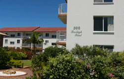 Burleigh Point Apartments - Tourism Cairns