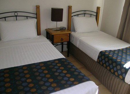Kangaroo Point Holiday Apartments - Tourism Cairns 0