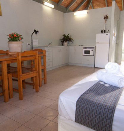 Nelly Bay QLD Tourism Cairns