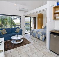 Julians Apartments - Tourism Cairns