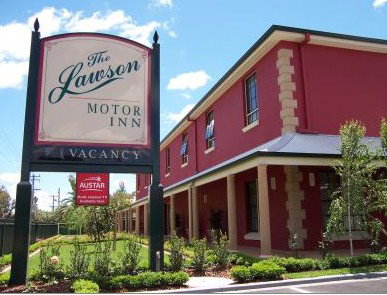 The Lawson Motor Inn - Tourism Cairns 0