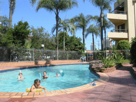 Grangewood Court Holiday Apartments - Tourism Cairns