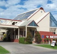 Riverboat Lodge Motor Inn - Tourism Cairns