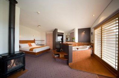 Eagle View Escape - Tourism Cairns 1