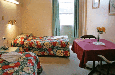 Royal Centrepoint Motel - Tourism Cairns