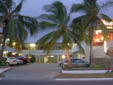 Tropical Gateway Motor Inn - Tourism Cairns 1