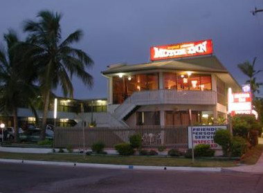 Tropical Gateway Motor Inn - Tourism Cairns 3