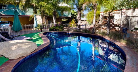 Alice On Todd - Tourism Cairns 4