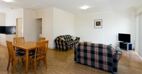 Alice On Todd - Tourism Cairns 5