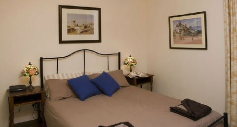 Hillsview Tourist Apartments - Tourism Cairns 5