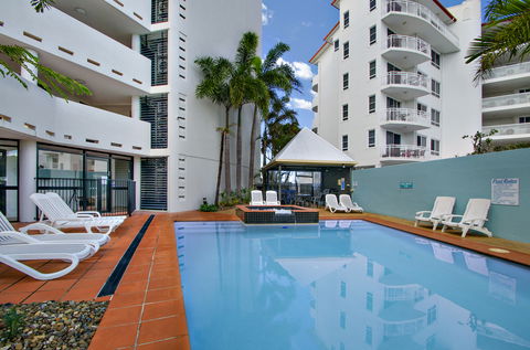 Ocean Boulevard - Tourism Cairns 3