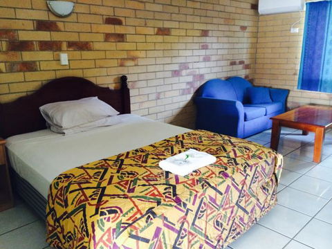 Moranbah Motor Inn Bar And Restaurant - Tourism Cairns 1
