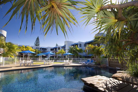 Headland Tropicana - Tourism Cairns 0