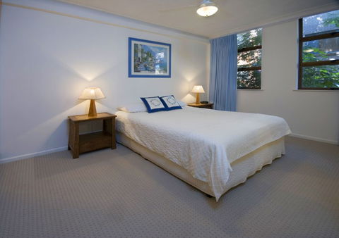 Headland Tropicana - Tourism Cairns 2