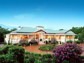 Buderim White House Bed And Breakfast - Tourism Cairns 4