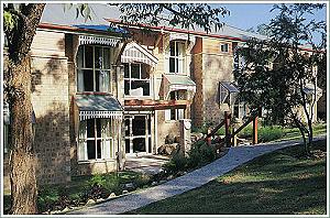 The Bardon Centre - Tourism Cairns 0
