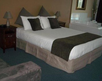 Logan City Motor Inn - Tourism Cairns 1