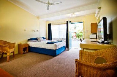 Premier Motor Inn - Tourism Cairns 1