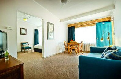 Premier Motor Inn - Tourism Cairns 2