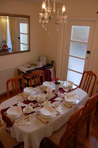 Bluebell Bed And Breakfast - Tourism Cairns 4