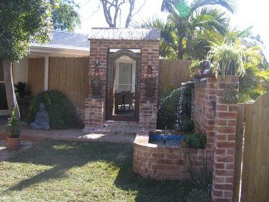 Bateau Bay Beachfront Luxury Accomodation - Tourism Cairns 5