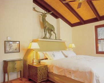 Tower Lodge - Tourism Cairns 0