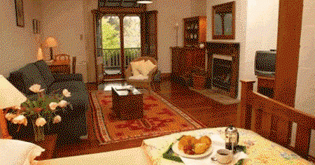 Carriages Country House - Tourism Cairns 1