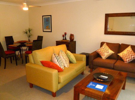 Miami Beachside Apartments - Tourism Cairns 0