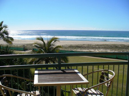 Currumbin Sands On The Beach - Tourism Cairns 4