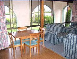Del Costa Holiday Villas - Tourism Cairns 1