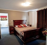 Centrepoint Motor Inn - Tourism Cairns