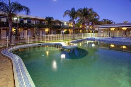 Sandors Motor Inn - Tourism Cairns 5