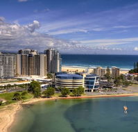 Outrigger Twin Towns Resort - Tourism Cairns