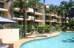 Montana Palms - Tourism Cairns 0