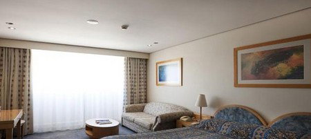 Coogee Sands Hotel And Apartments On The Beach - Tourism Cairns 0