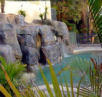 Crusoes Holiday Apartments - Tourism Cairns