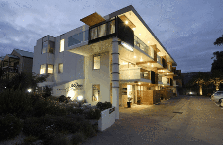 The Dolphin Apartments - Tourism Cairns
