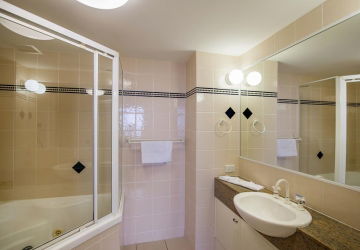 Kingsrow Holiday Apartments - Tourism Cairns 11
