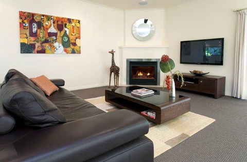 Arthurs Views - Bed & Breakfast Retreat - Tourism Cairns 4