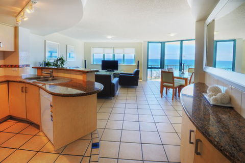 Grand Palais Beachside Resort - Tourism Cairns 2