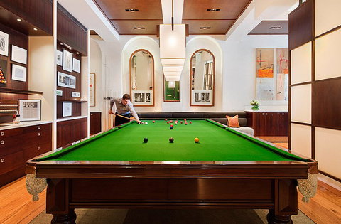 Hotel Lindrum - Tourism Cairns 0