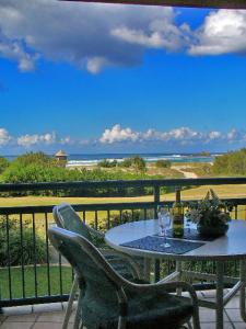 Currumbin Sands On The Beach - Tourism Cairns 7