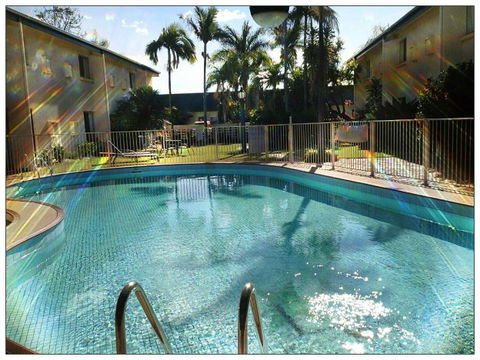 Emerald Meteor Motel - Tourism Cairns 3