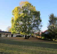 Moore Park Inn - Tourism Cairns