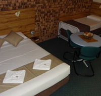 Surfside Resort Motel - Tourism Cairns