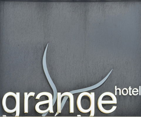 Grange Hotel - Tourism Cairns 0
