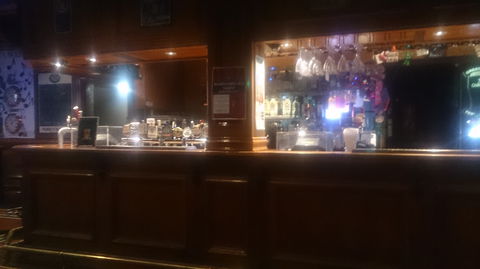 O'Malley's Hotel - Tourism Cairns 0