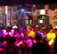 Newport Hotel - Tourism Cairns